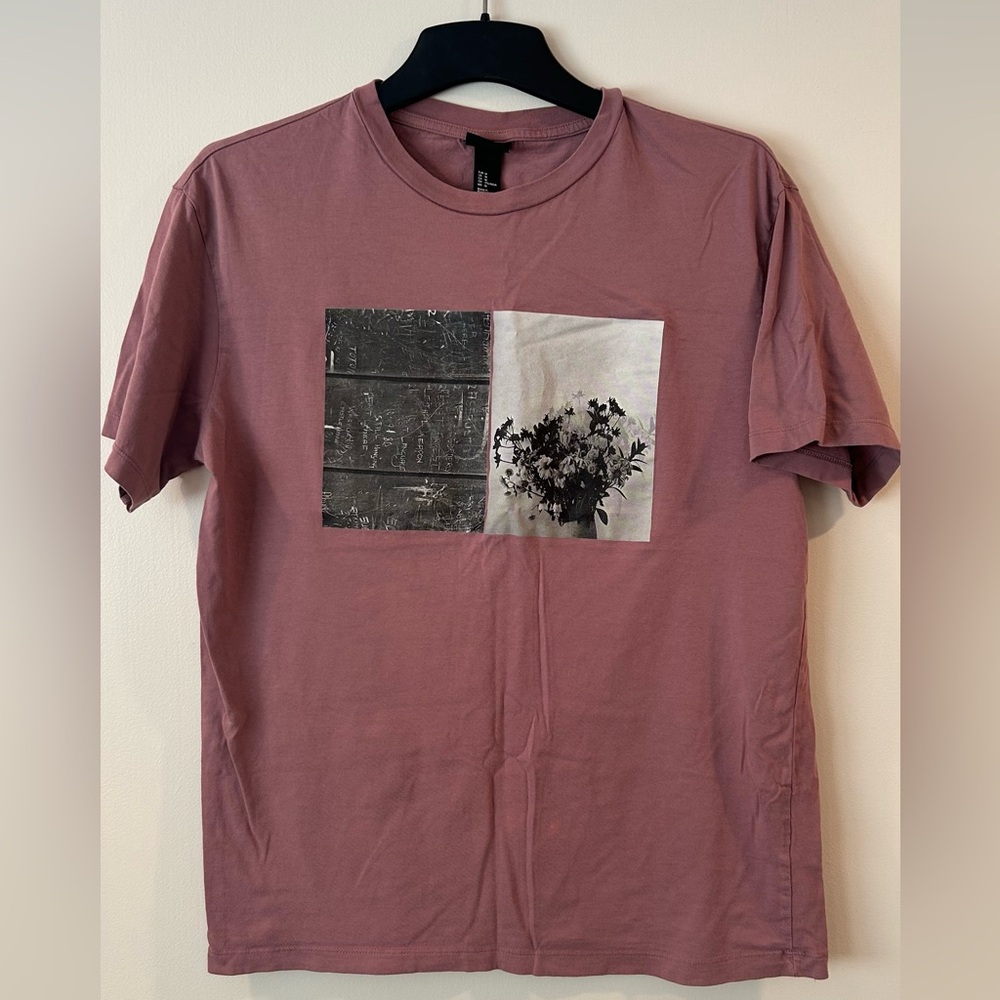 H & M  T-Shirt Art Print